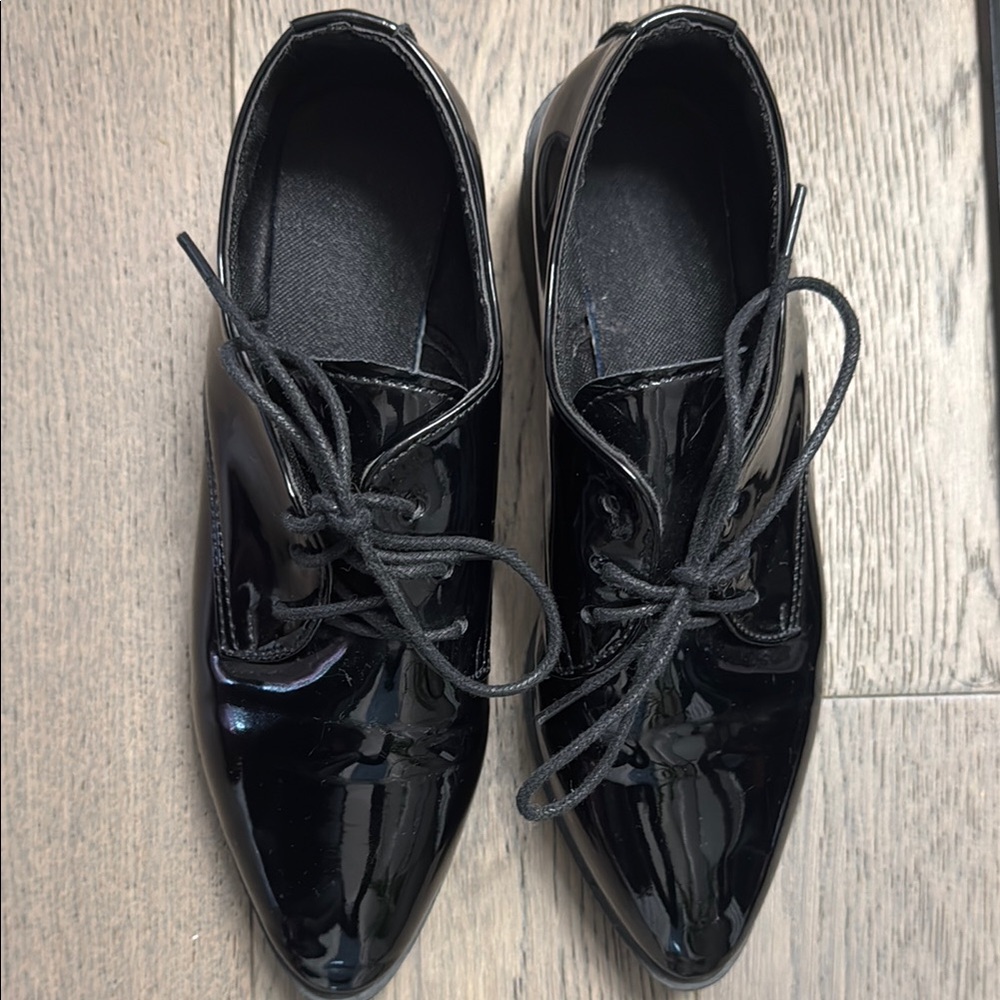 Shiny Black Patent Leather Oxford Shoes